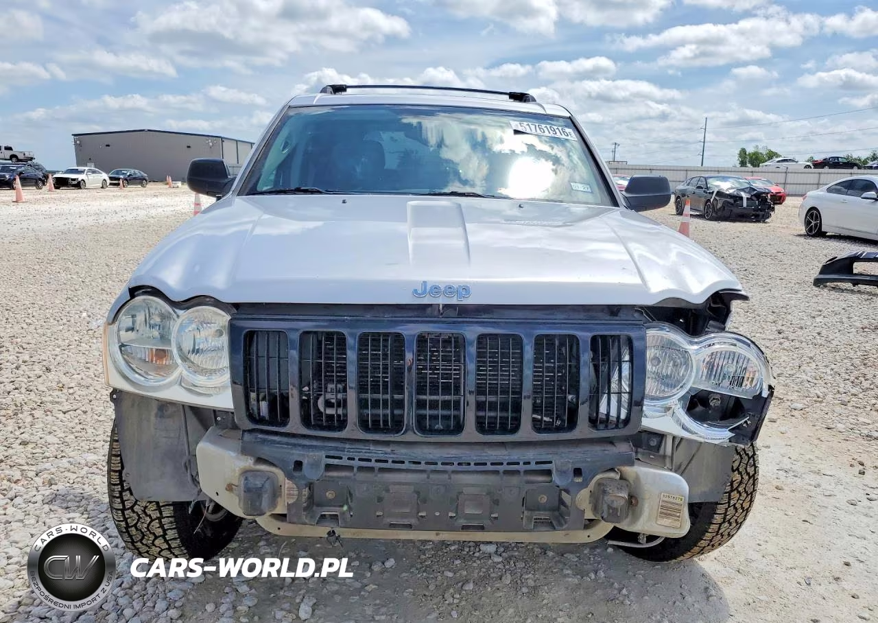 2005 Jeep Grand Cherokee Laredo VIN:1J4HS48N75C526288 - 5