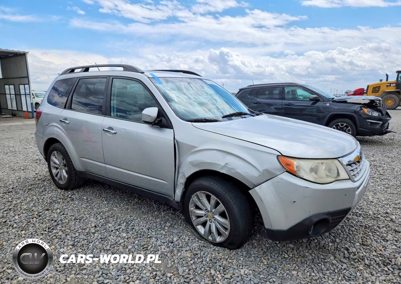 2011 Subaru Forester Limited VIN:JF2SHBEC7BH762036 - 4