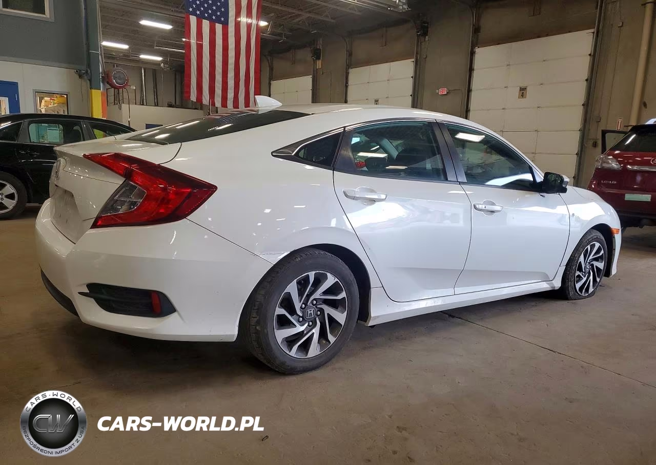 2018 Honda Civic Ex VIN:19XFC2F72JE013522 - 3
