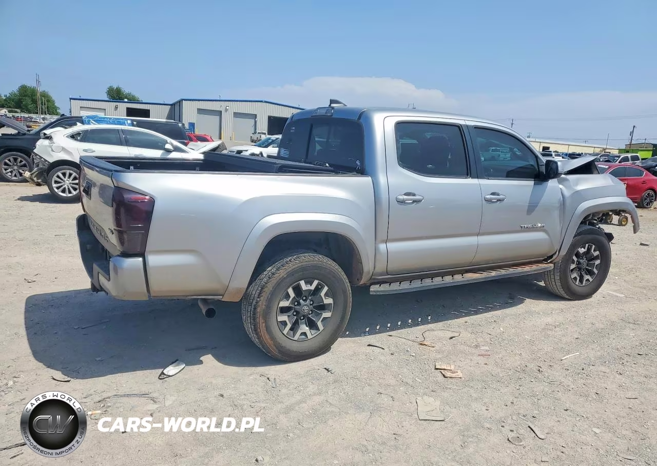 2017 Toyota Tacoma Trd Sport VIN:5TFAZ5CN2HX047239 - 3