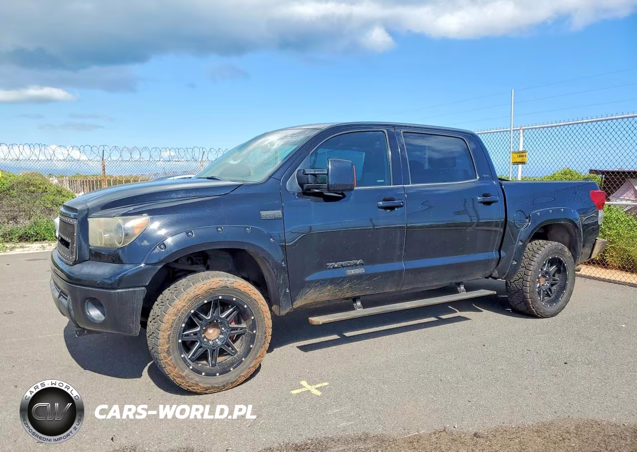 2013 Toyota Tundra Crewmax Sr5