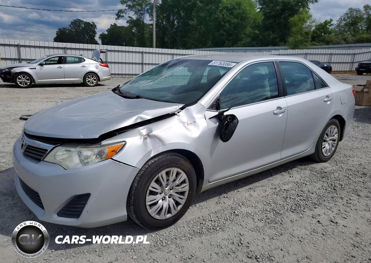 2012 Toyota Camry L – zdjęcie 1 z 12