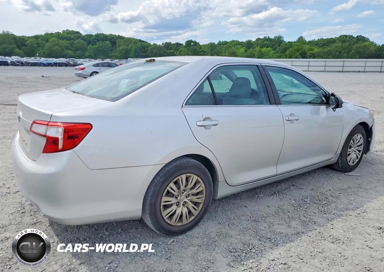 2012 Toyota Camry L VIN:4T1BF1FK1CU561645 - 3