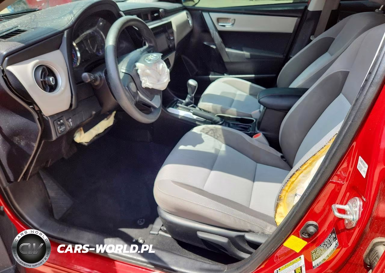 2018 Toyota Corolla Le VIN:5YFBURHE6JP821547 - 7