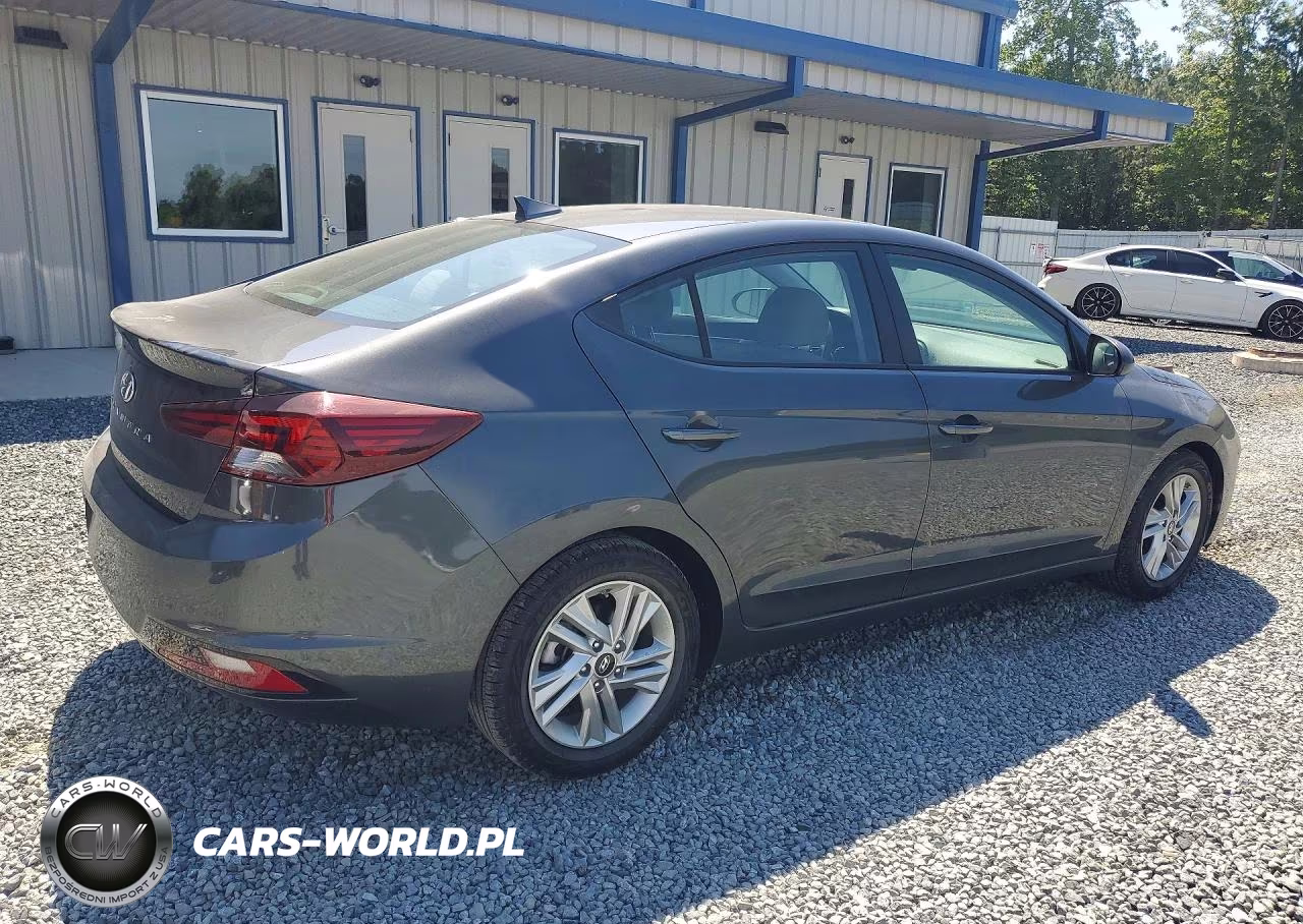 2020 Hyundai Elantra Sel VIN:5NPD84LF3LH587996 - 3