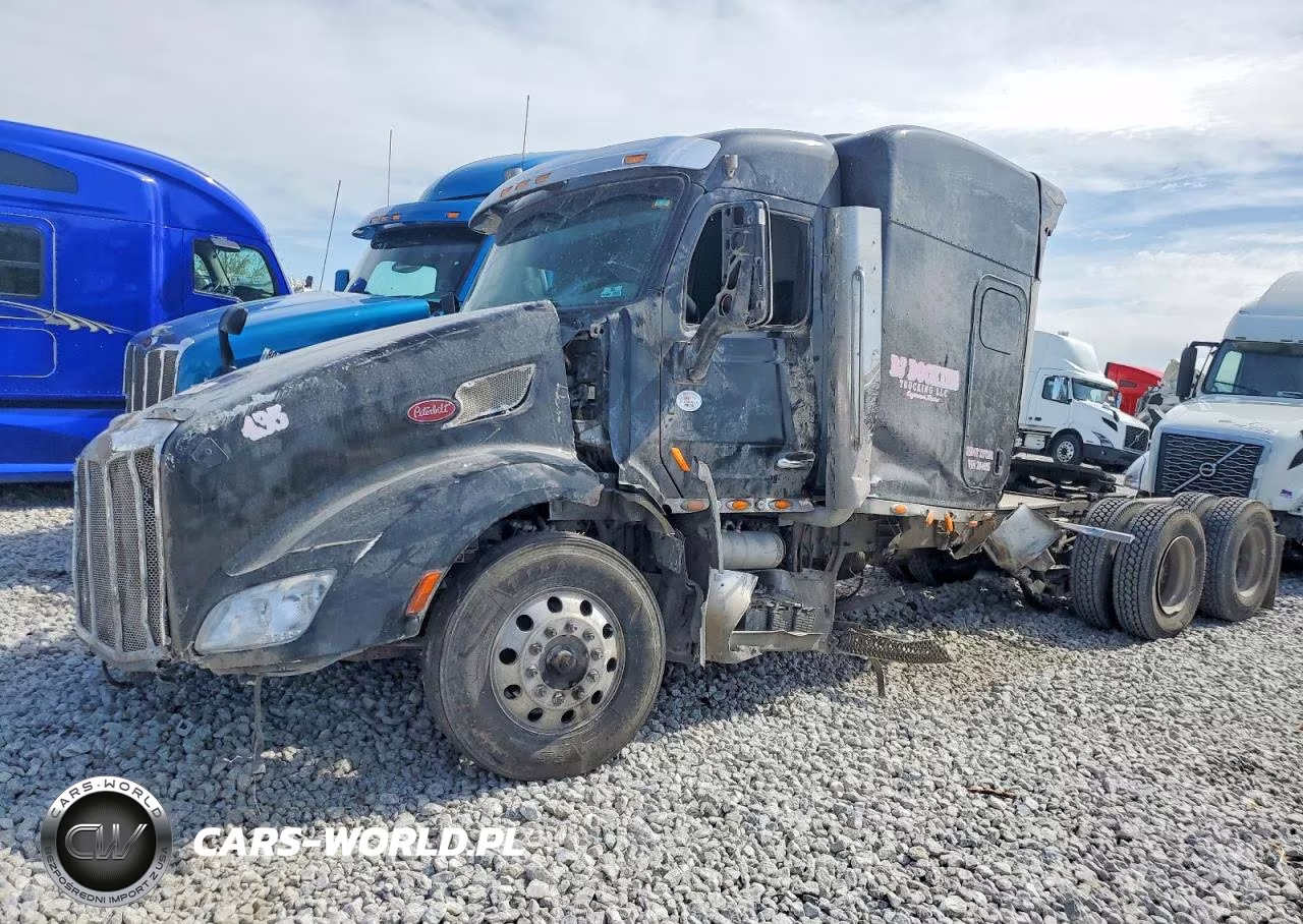 2016 Peterbilt 579 Semi Truck VIN:1XPBD49X5GD204055 - 2