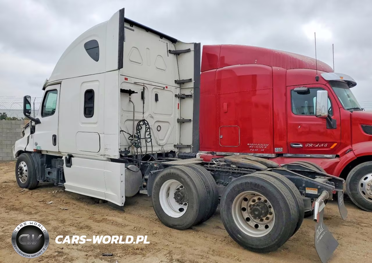 2019 Freightliner Cascadia 126 Semi Truck VIN:3AKJHHDR7KSKE0015 - 3