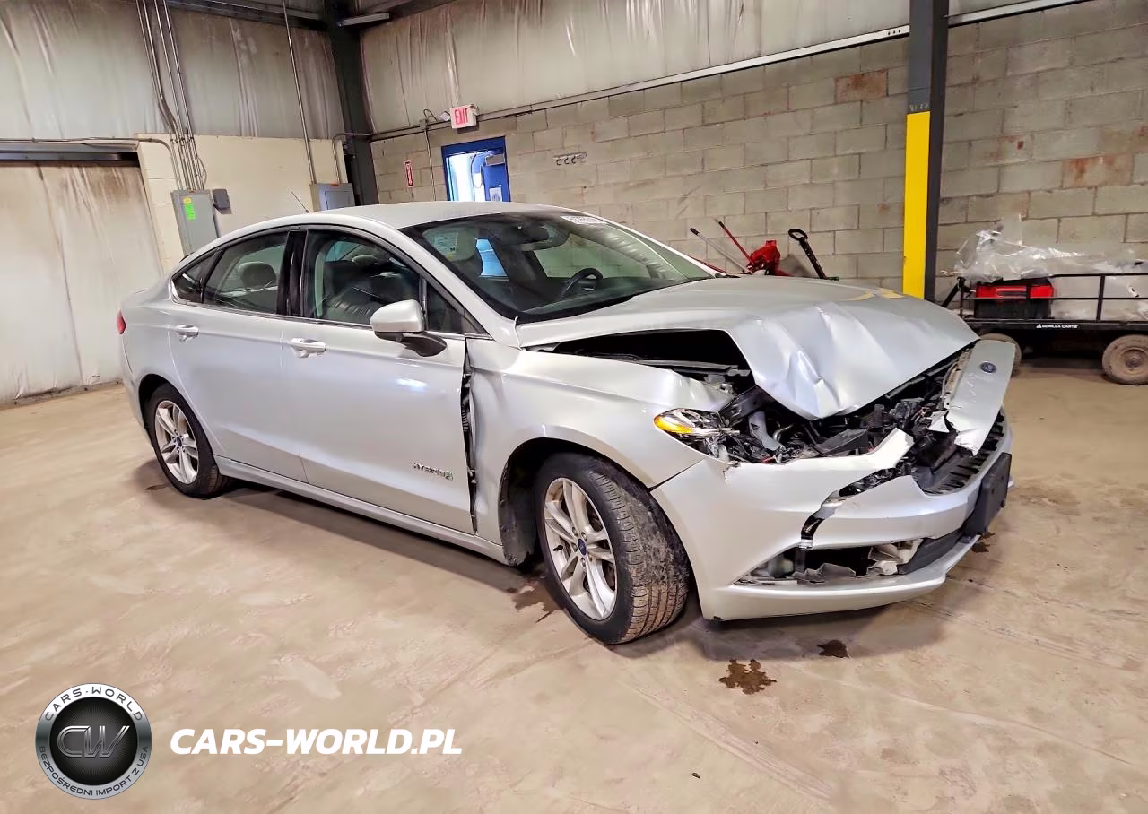 2018 Ford Fusion S Hybrid VIN:3FA6P0UU5JR122203 - 4