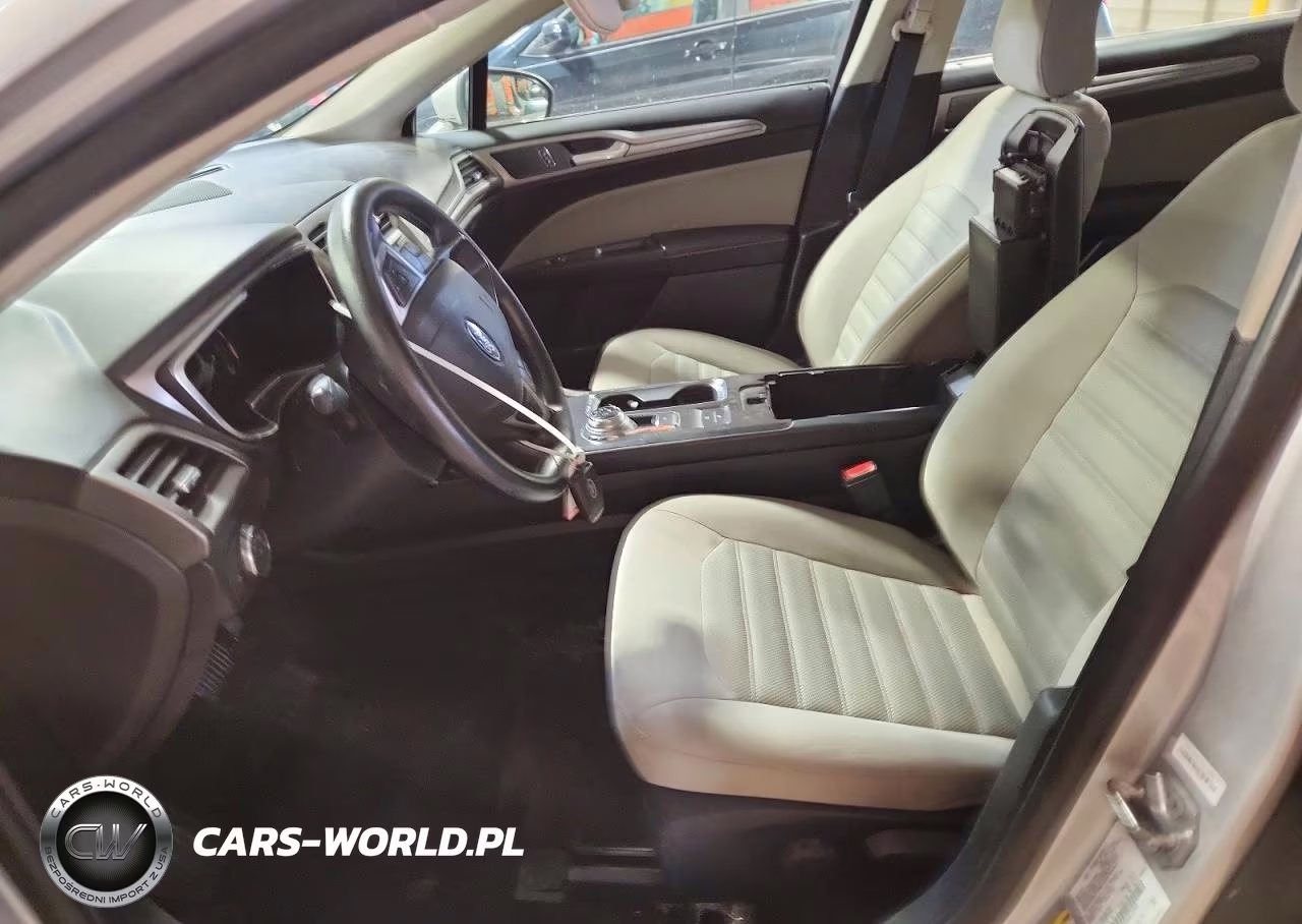 2018 Ford Fusion S Hybrid VIN:3FA6P0UU5JR122203 - 7
