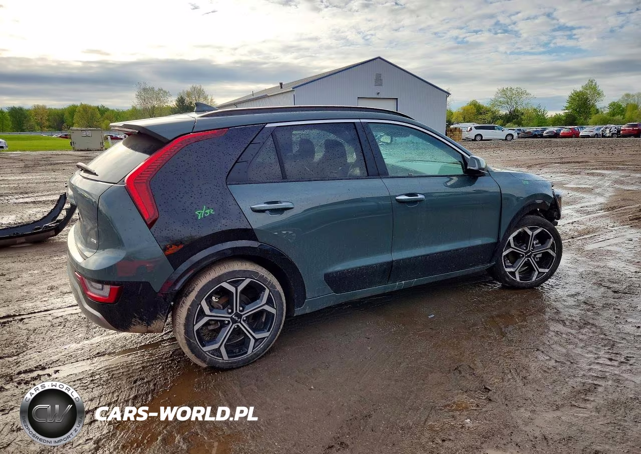 2025 Kia Niro Sx Touring VIN:KNDCT3LE0S5294082 - 3