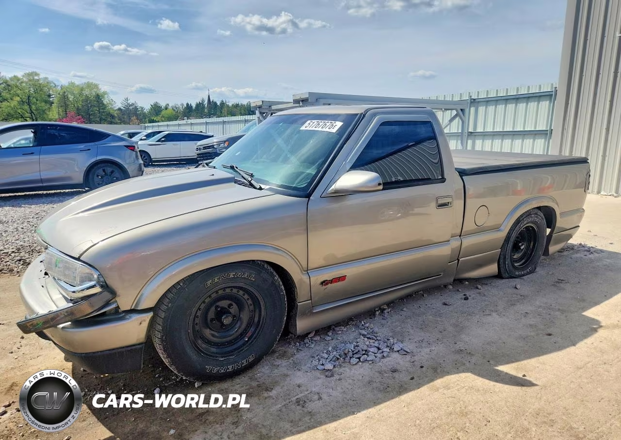 2001 Chevrolet S Truck S10