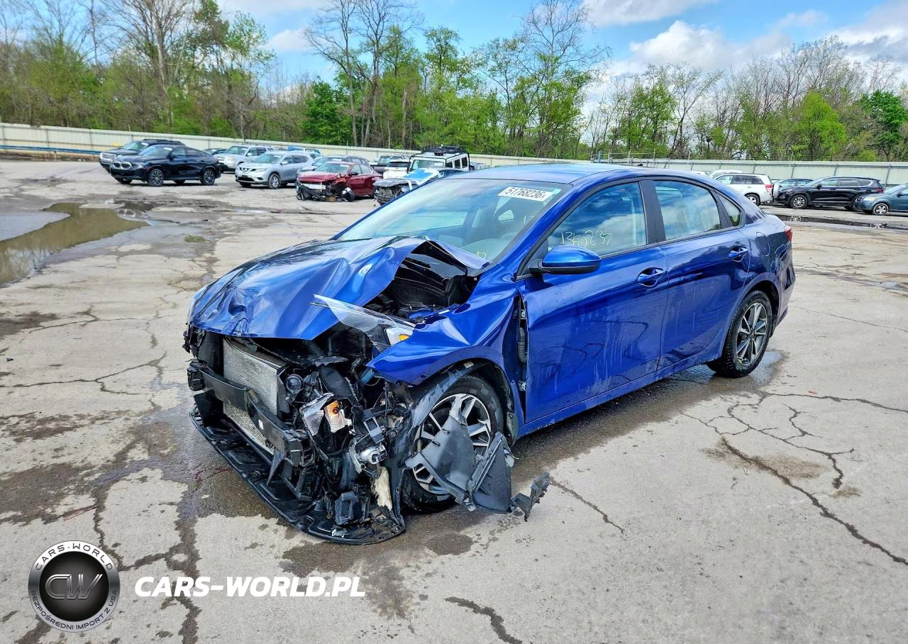 2023 Kia Forte Lxs