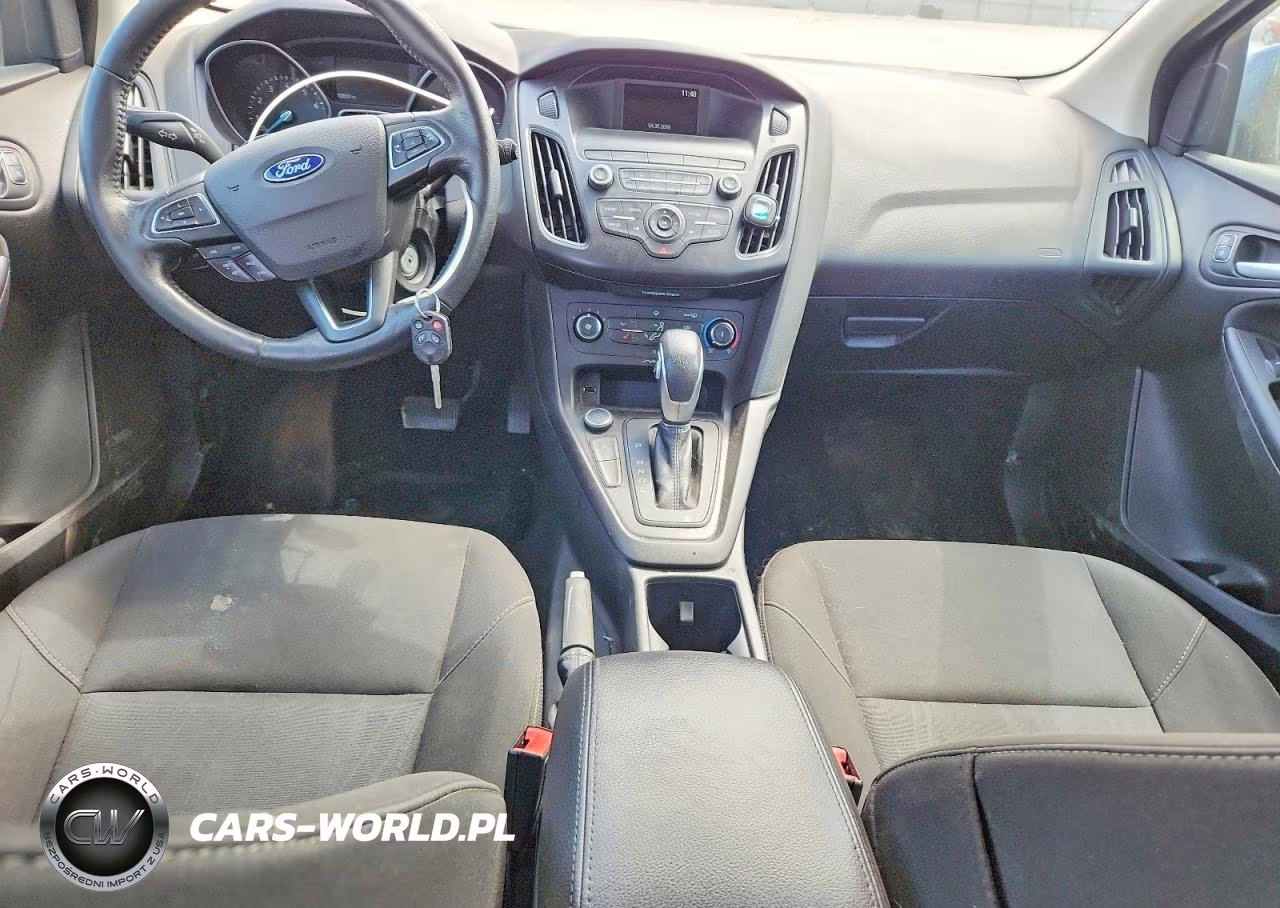 2018 Ford Focus Se VIN:1FADP3K22JL222400 - 8