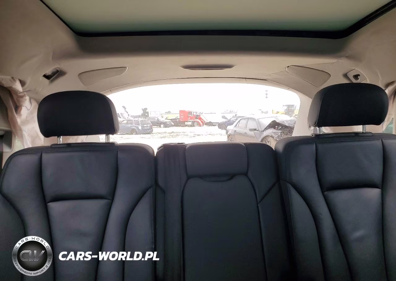 2020 Audi Q7 Premium Plus VIN:WA1LXAF79LD002663 - 10