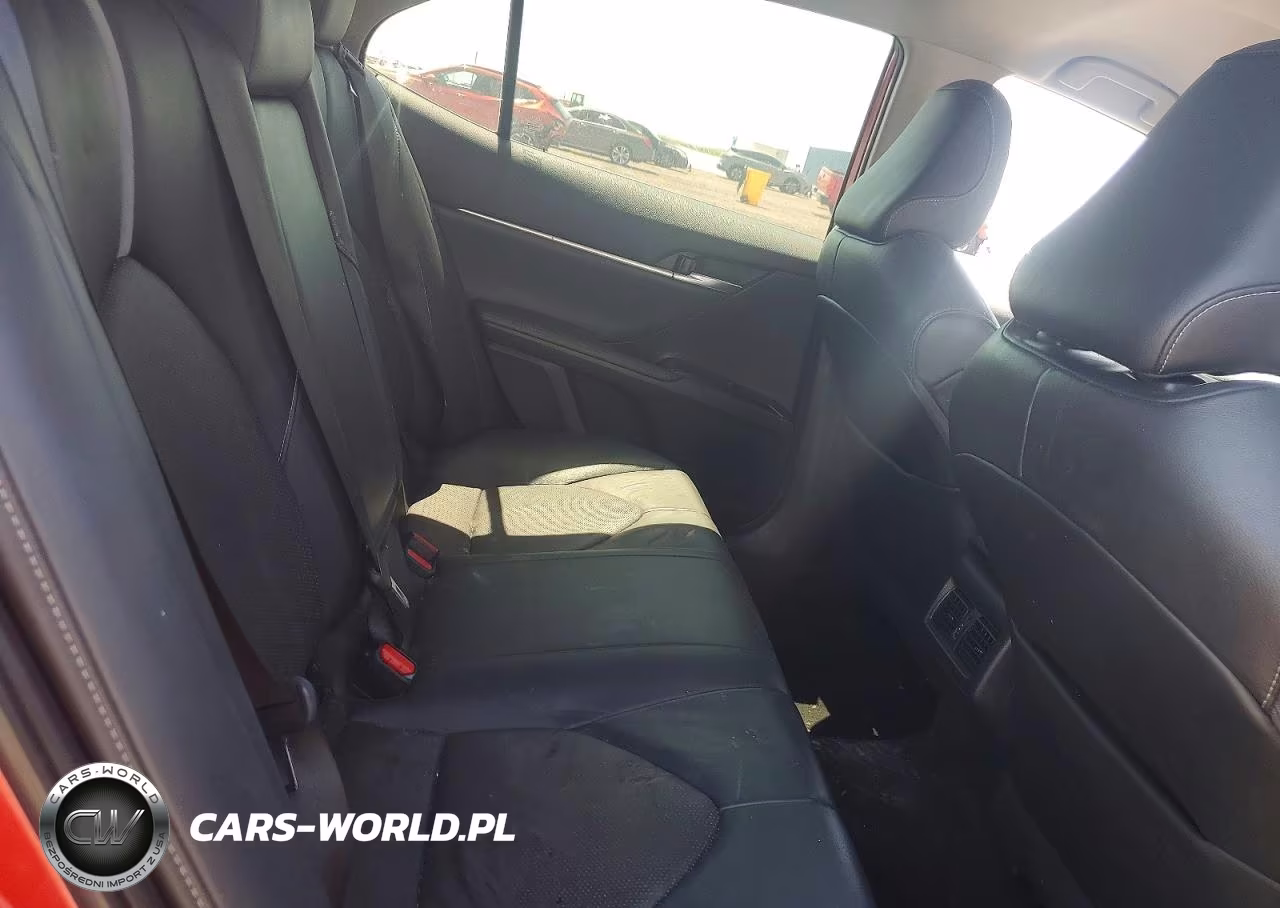 2020 Toyota Camry Xse VIN:4T1K61AK6LU305430 - 10