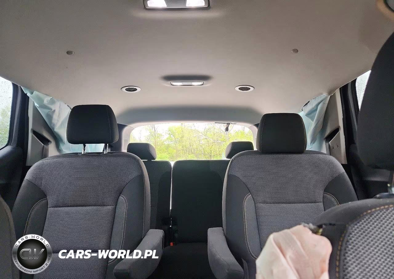 2019 Chevrolet Traverse Lt VIN:1GNEVGKW1KJ221600 - 10