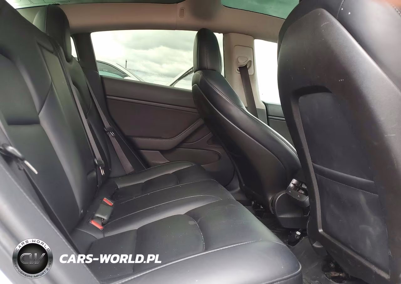 2019 Tesla Model 3 VIN:5YJ3E1EB7KF514026 - 10