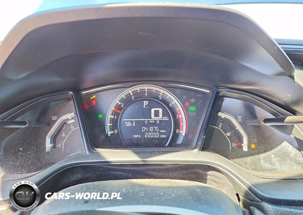 2018 Honda Civic Sport VIN:SHHFK7H25JU413505 - 9