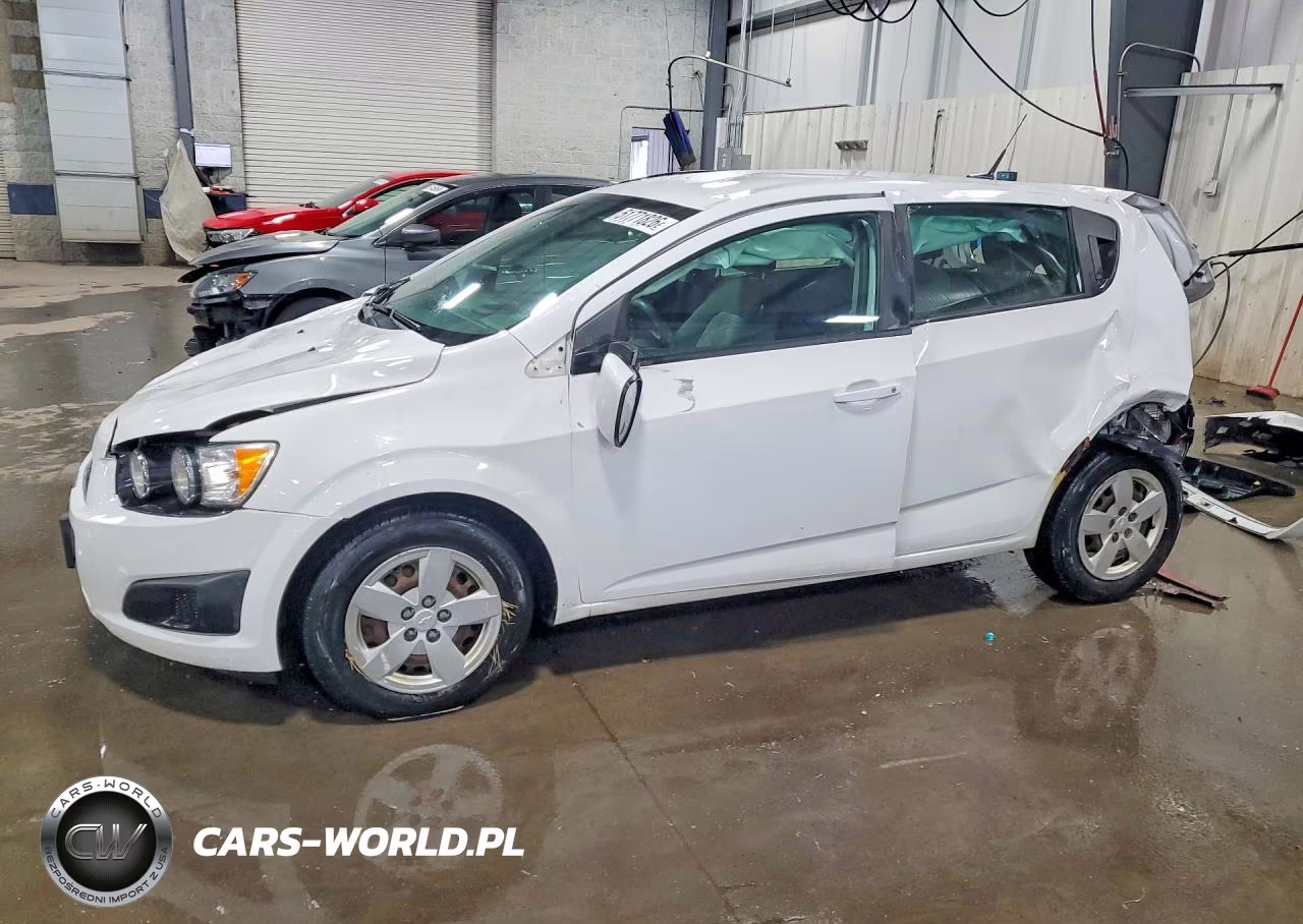 2014 Chevrolet Sonic Ls