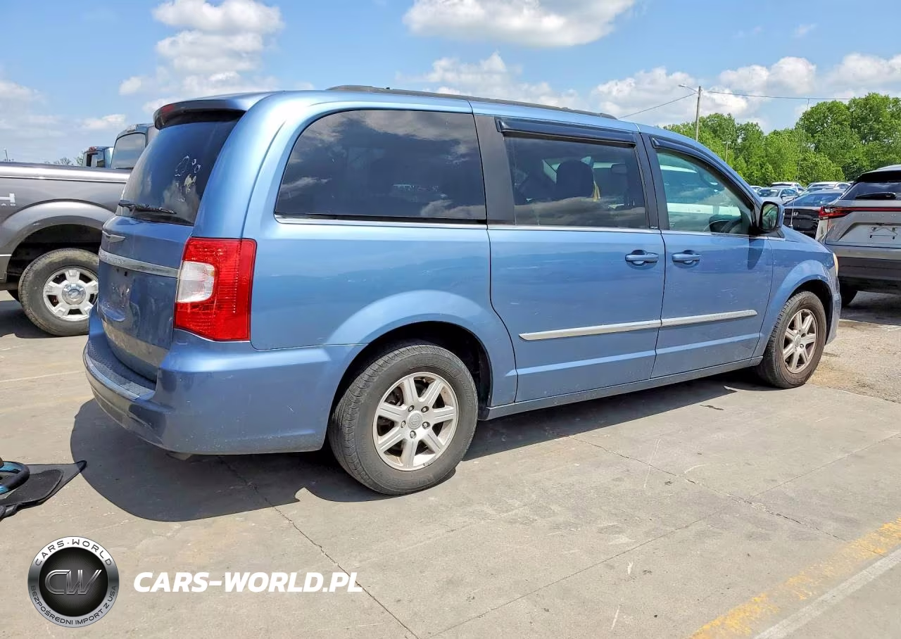 2012 Chrysler Town & Country Touring VIN:2C4RC1BG1CR124562 - 3