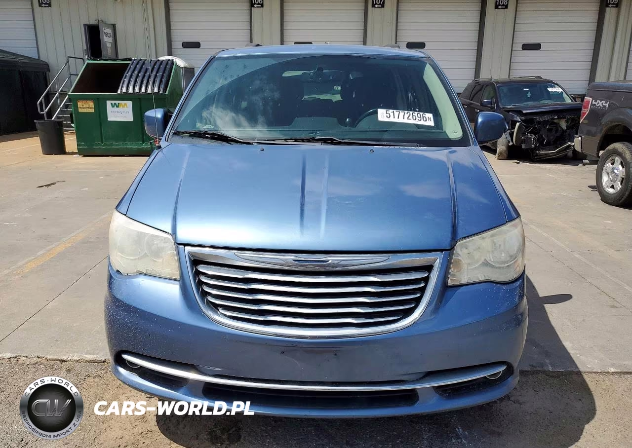 2012 Chrysler Town & Country Touring VIN:2C4RC1BG1CR124562 - 5