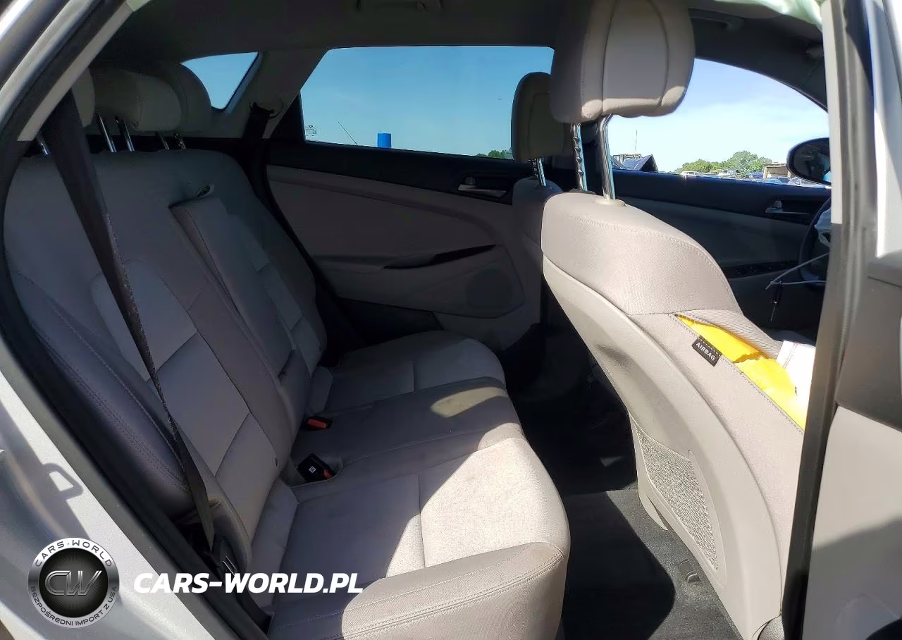 2016 Hyundai Tucson Se VIN:KM8J3CA47GU209586 - 11