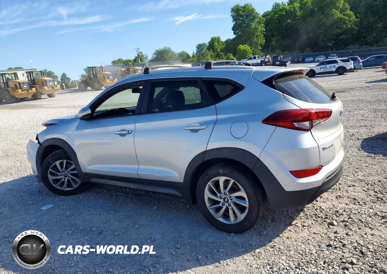 2016 Hyundai Tucson Se VIN:KM8J3CA47GU209586 - 2