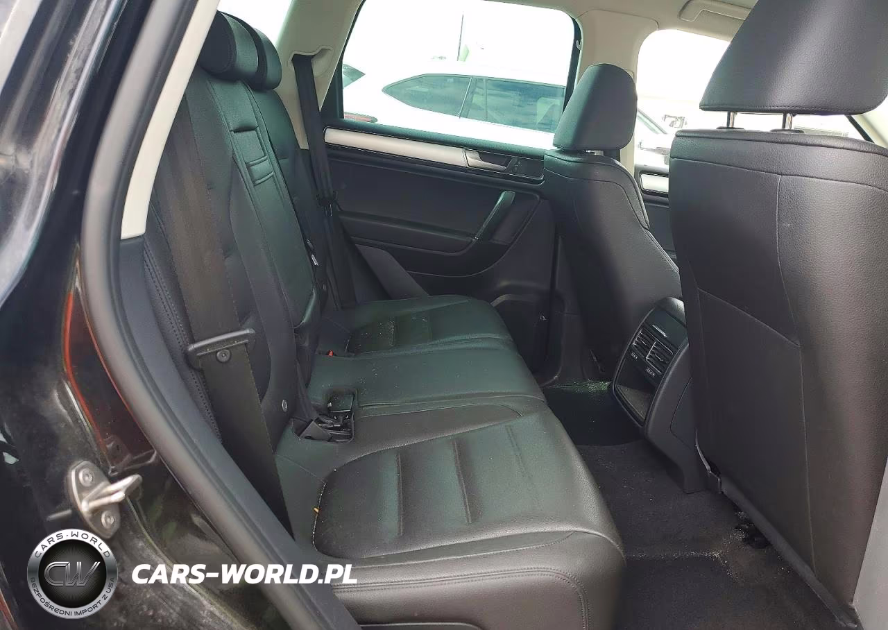 2016 Volkswagen Touareg VIN:WVGEP9BP6GD006870 - 6