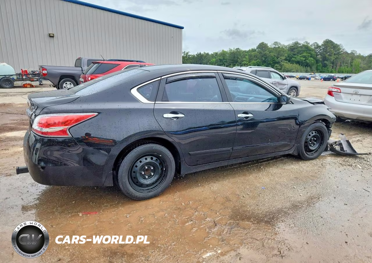 2015 Nissan Altima 2.5 S VIN:1N4AL3AP7FC112459 - 3