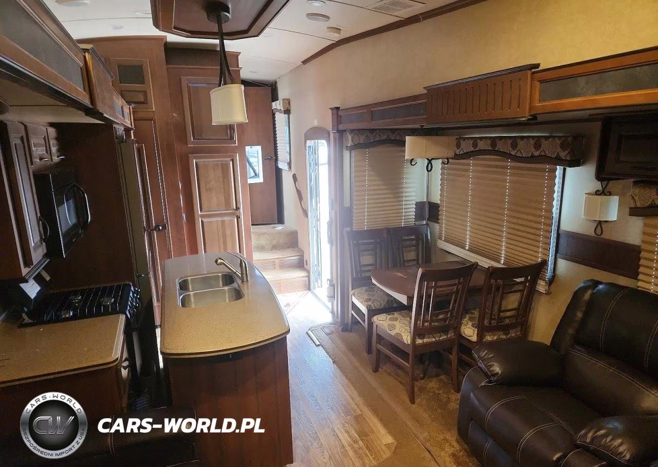 2015 Jayco Eagle Camper VIN:1UJCJ0BU8F1LG0125 - 5