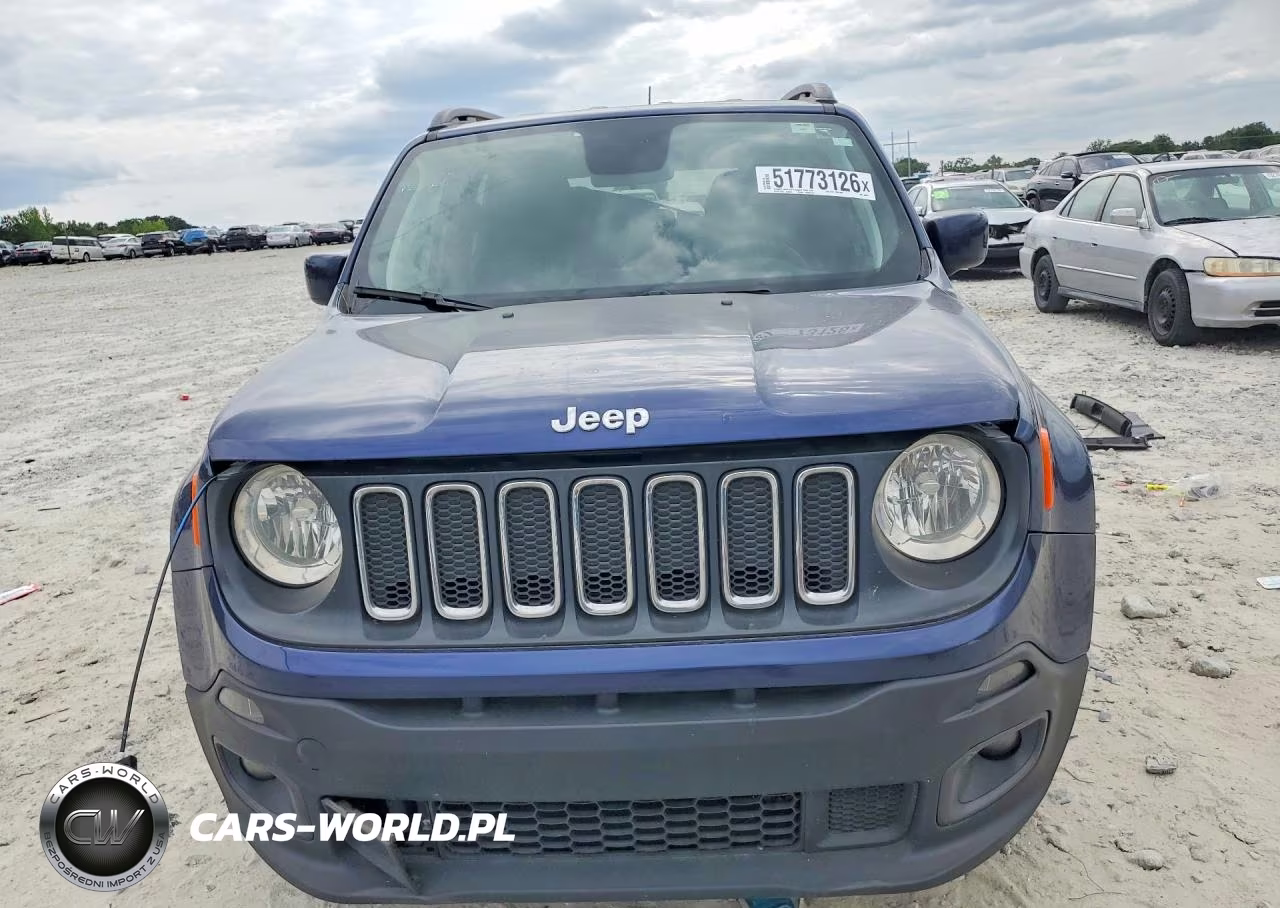 2018 Jeep Renegade Latitude VIN:ZACCJABB2JPJ35827 - 5