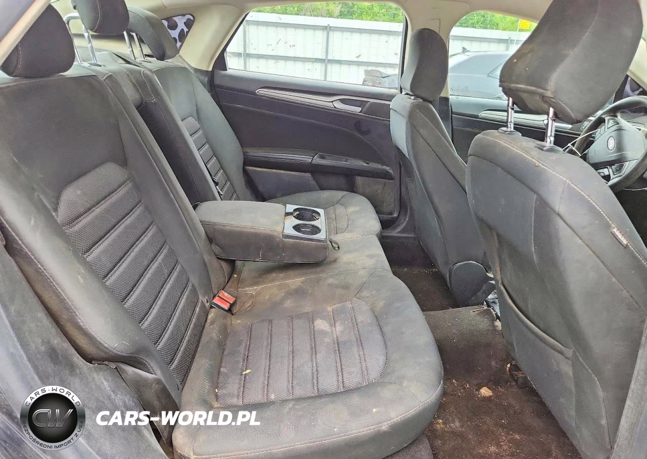 2020 Ford Fusion Se VIN:3FA6P0LU5LR266497 - 10