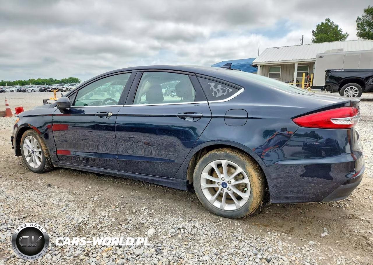 2020 Ford Fusion Se VIN:3FA6P0LU5LR266497 - 2