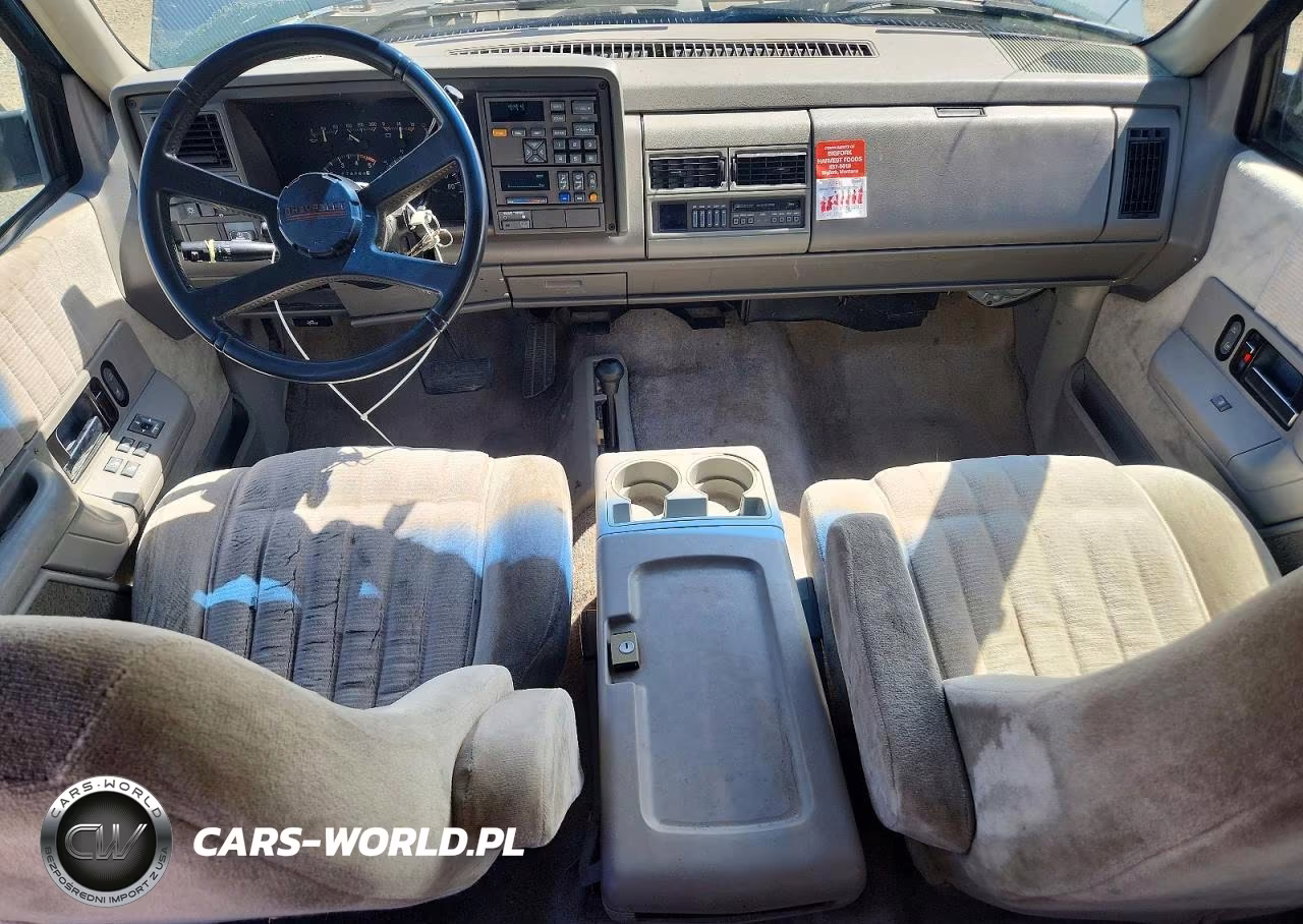 1994 Chevrolet Subrban VIN:1GNFK16K0RJ362122 - 8