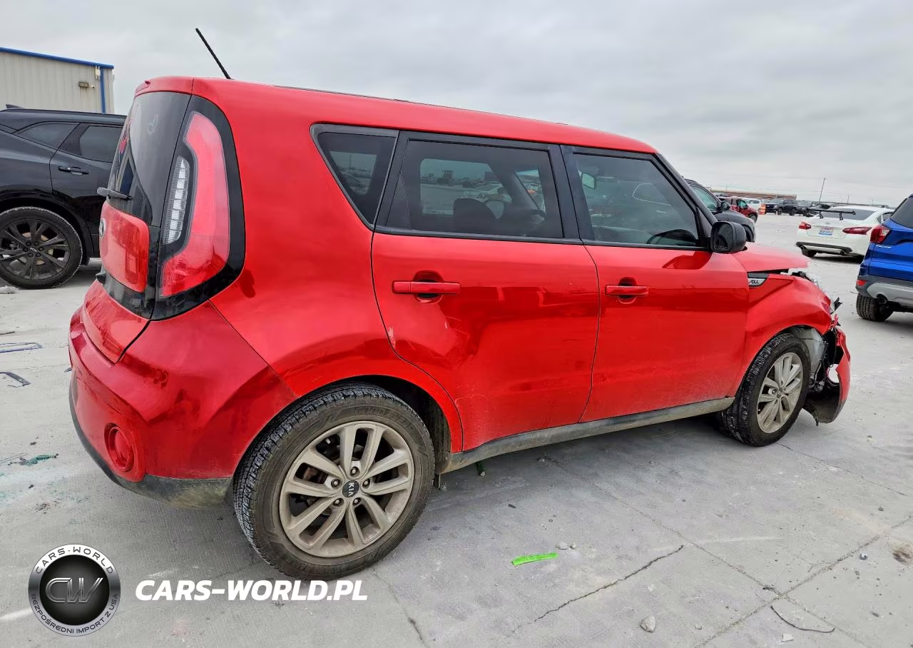 2017 Kia Soul + VIN:KNDJP3A50H7466185 - 3