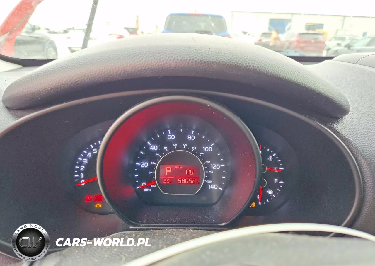 2017 Kia Soul + VIN:KNDJP3A50H7466185 - 9