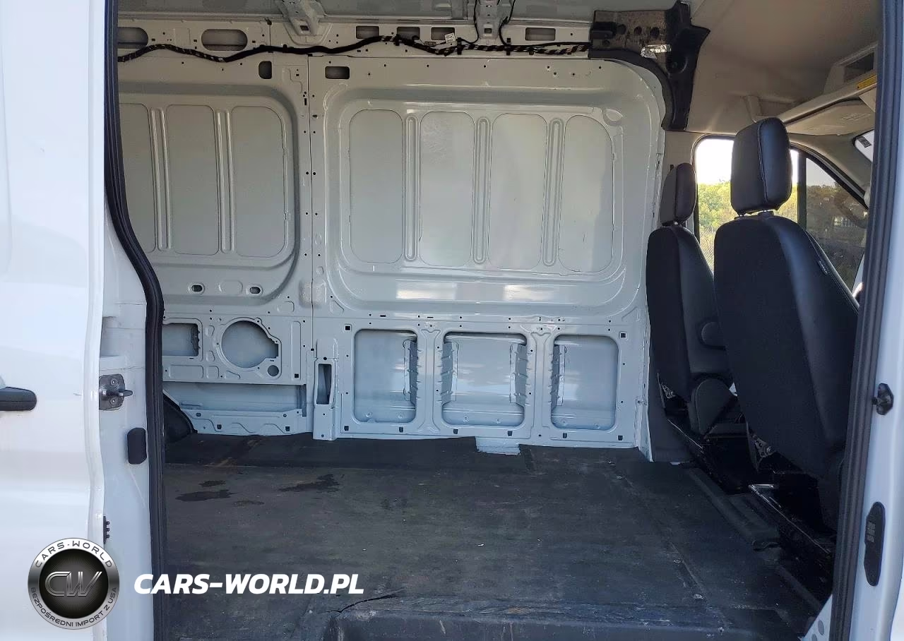 2023 Ford Transit 250 Delivery Van VIN:1FTBR1C81PKC12300 - 11