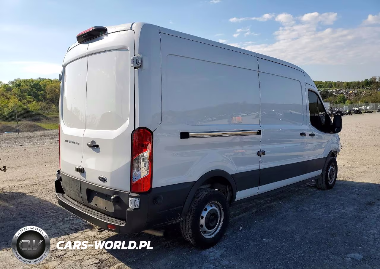 2023 Ford Transit 250 Delivery Van VIN:1FTBR1C81PKC12300 - 3