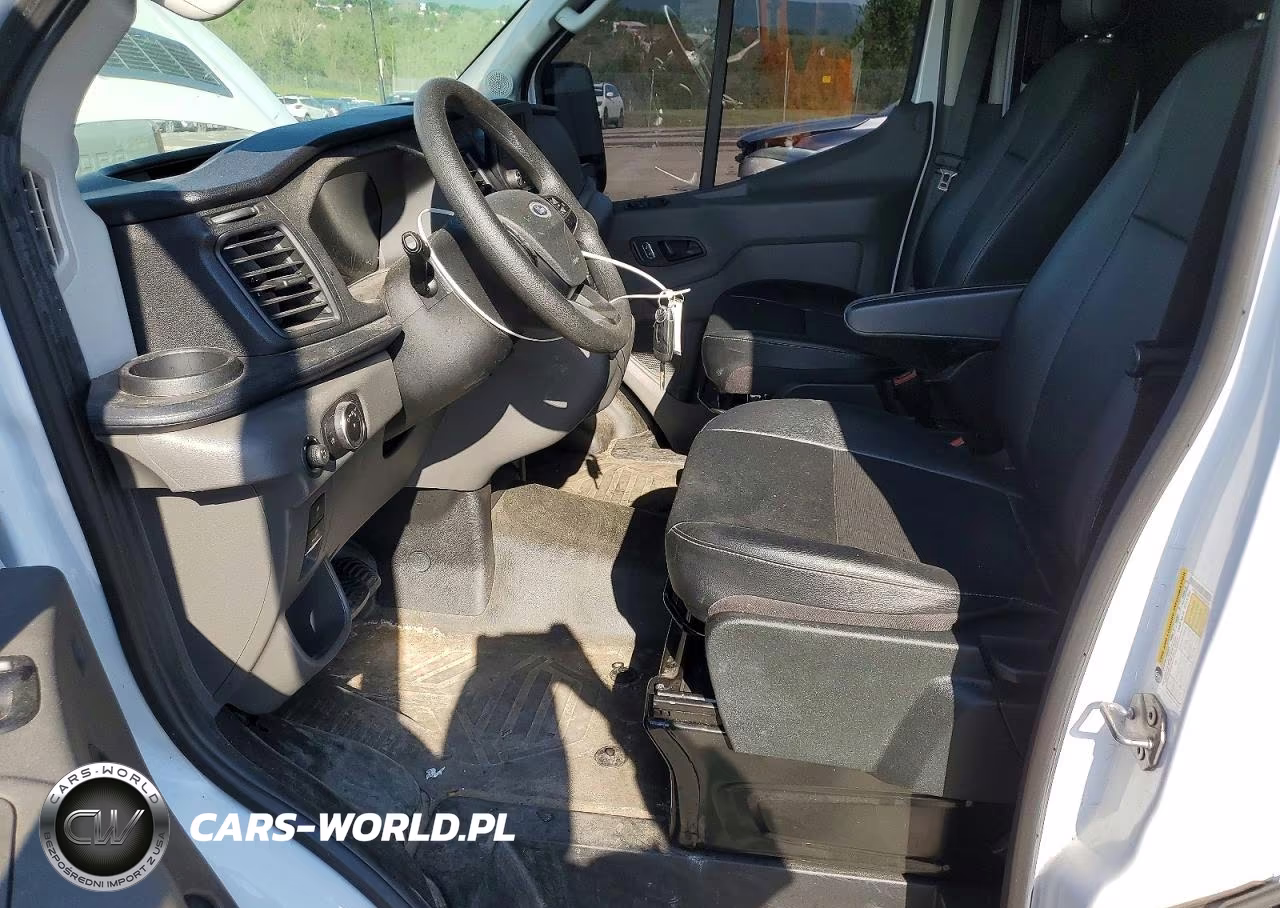 2023 Ford Transit 250 Delivery Van VIN:1FTBR1C81PKC12300 - 7