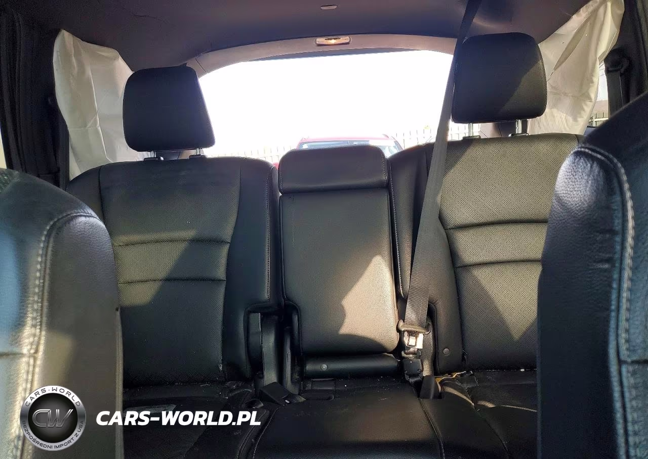 2019 Honda Passport Touring VIN:5FNYF8H98KB030841 - 10
