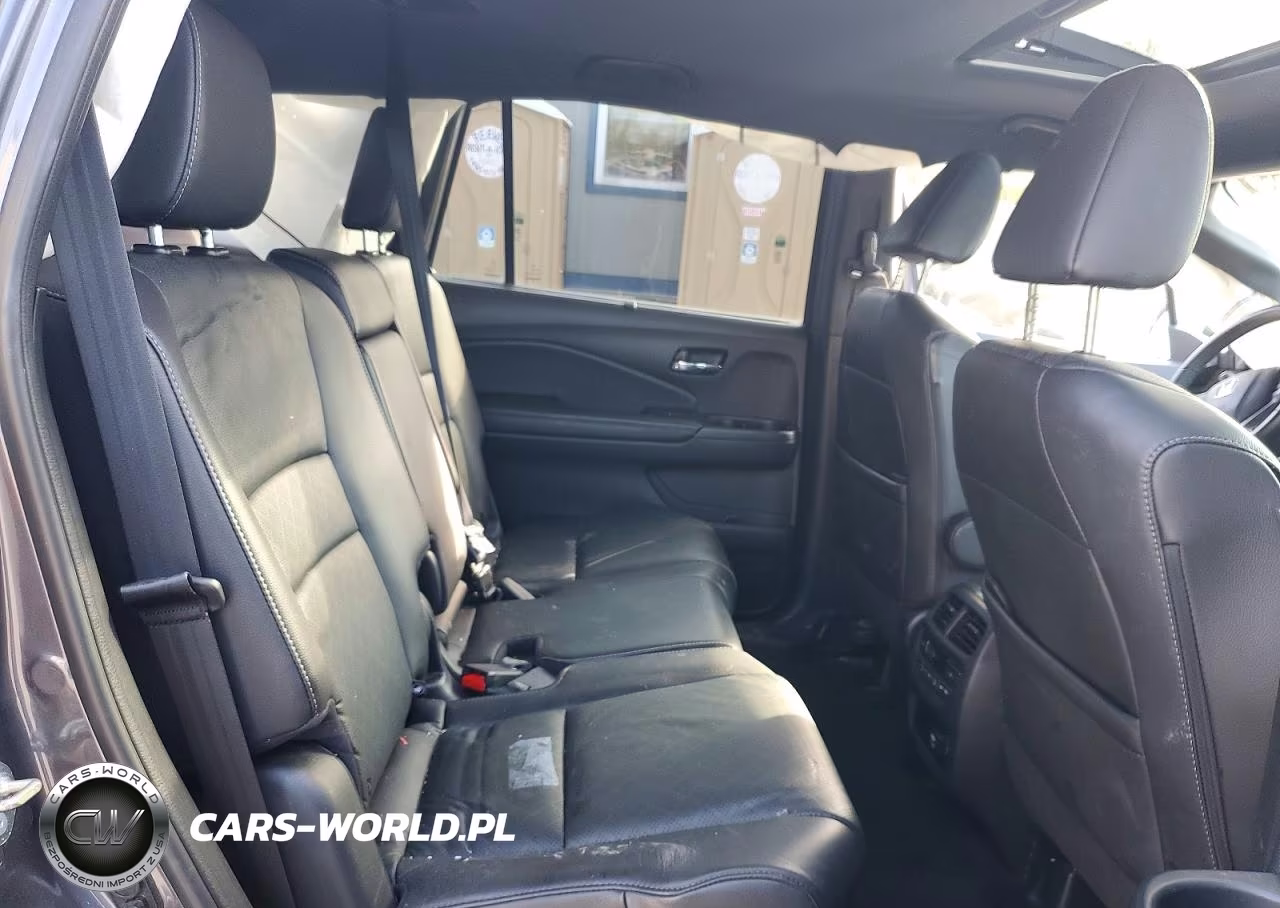 2019 Honda Passport Touring VIN:5FNYF8H98KB030841 - 11