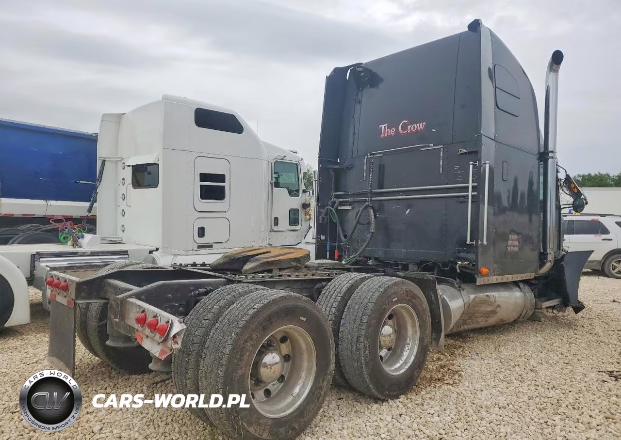 1999 Freightliner Fld120 Semi Truck VIN:1FUYDSEB9XP940966 - 4