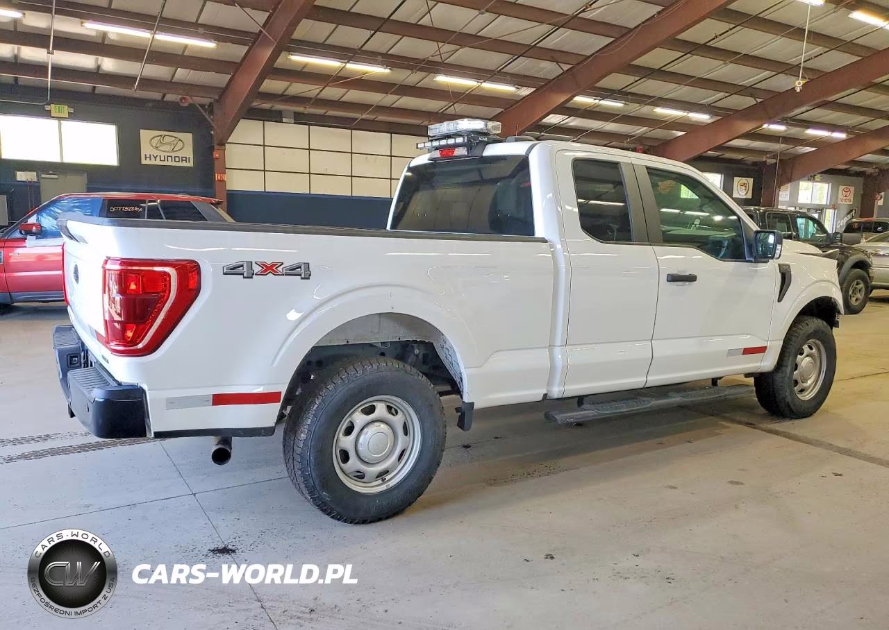 2023 Ford F150 Super Cab VIN:1FTEX1EP4PKG03769 - 3
