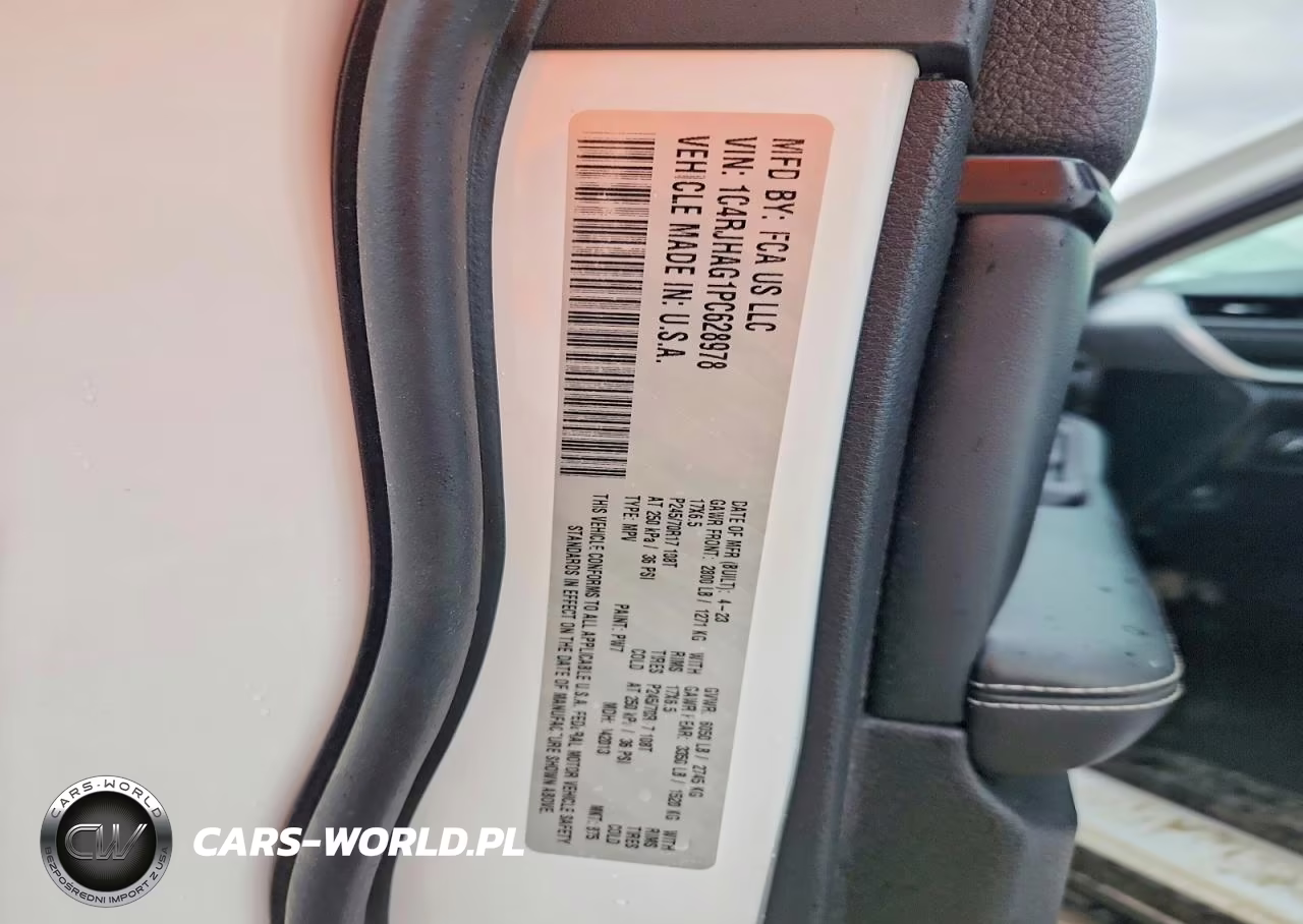 2023 Jeep Grand Cherokee Laredo VIN:1C4RJHAG1PC628978 - 13