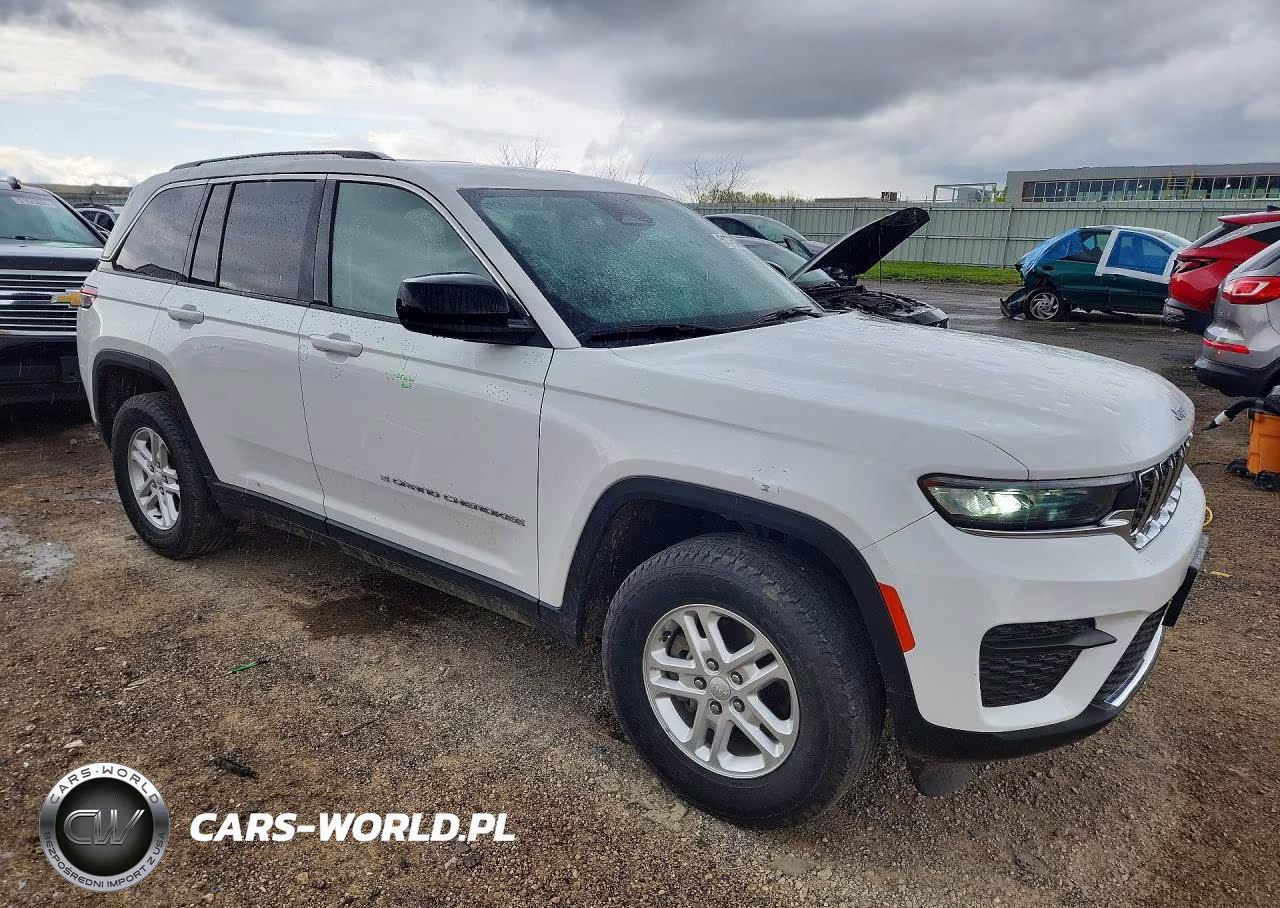 2023 Jeep Grand Cherokee Laredo VIN:1C4RJHAG1PC628978 - 4