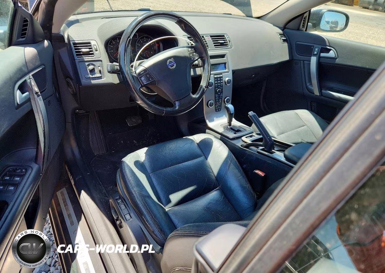 2010 Volvo C70 VIN:YV1672MC5AJ091987 - 8