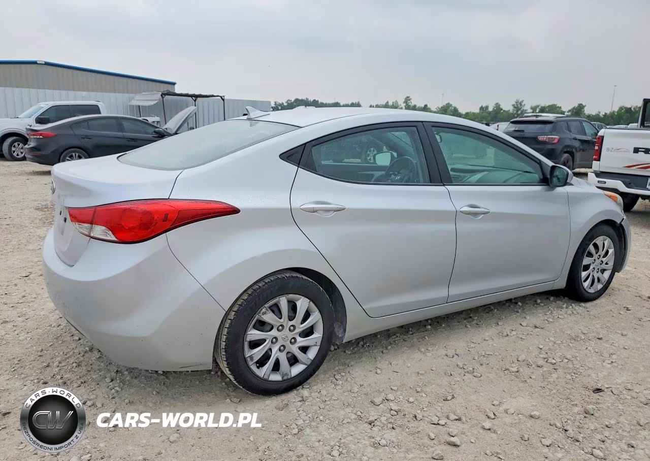 2013 Hyundai Elantra Gls VIN:5NPDH4AE4DH195315 - 3