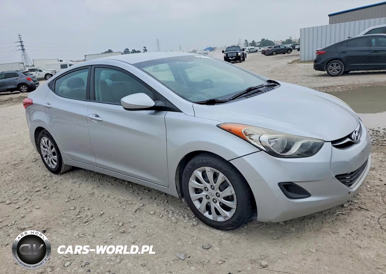 2013 Hyundai Elantra Gls VIN:5NPDH4AE4DH195315 - 4