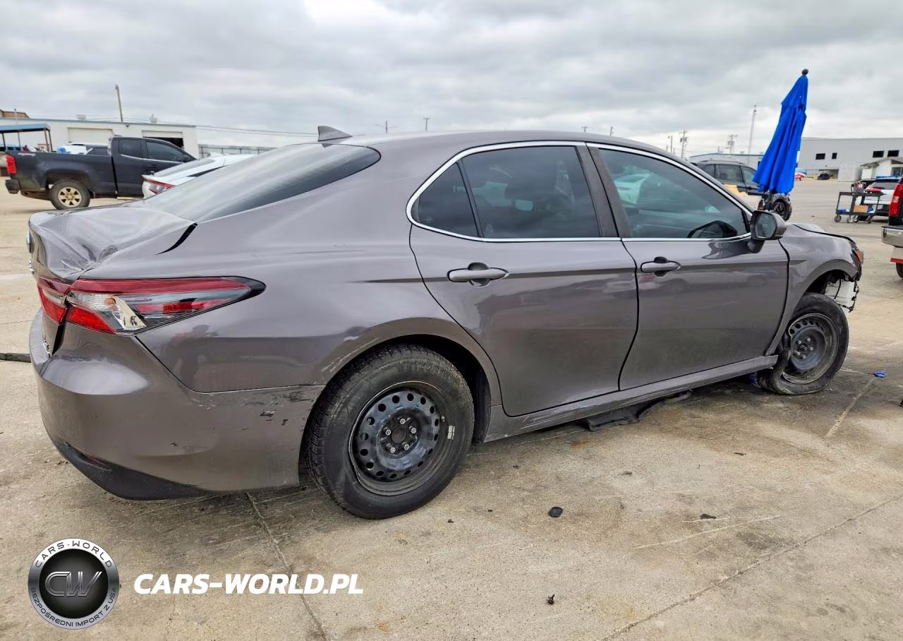 2022 Toyota Camry Le VIN:4T1C31AK6NU599864 - 3