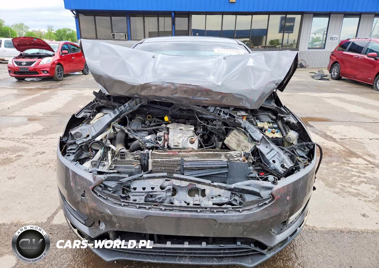 2017 Ford Focus Se VIN:1FADP3FE0HL314345 - 5